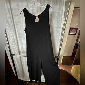 Sleeveless Black Jumpsuit with Keyhole Back